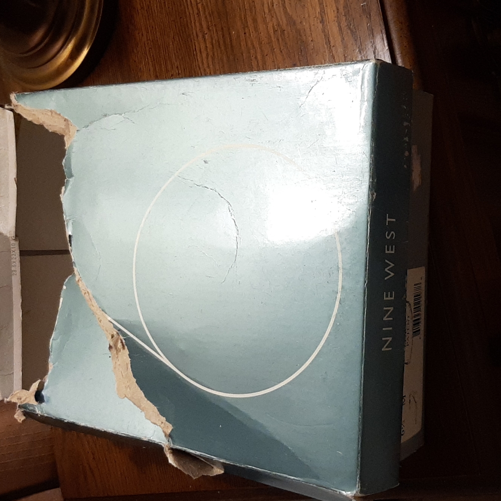 Nine West 6 1/2 Ankle Strap Pointy Toe Heels - Picture 13 of 14